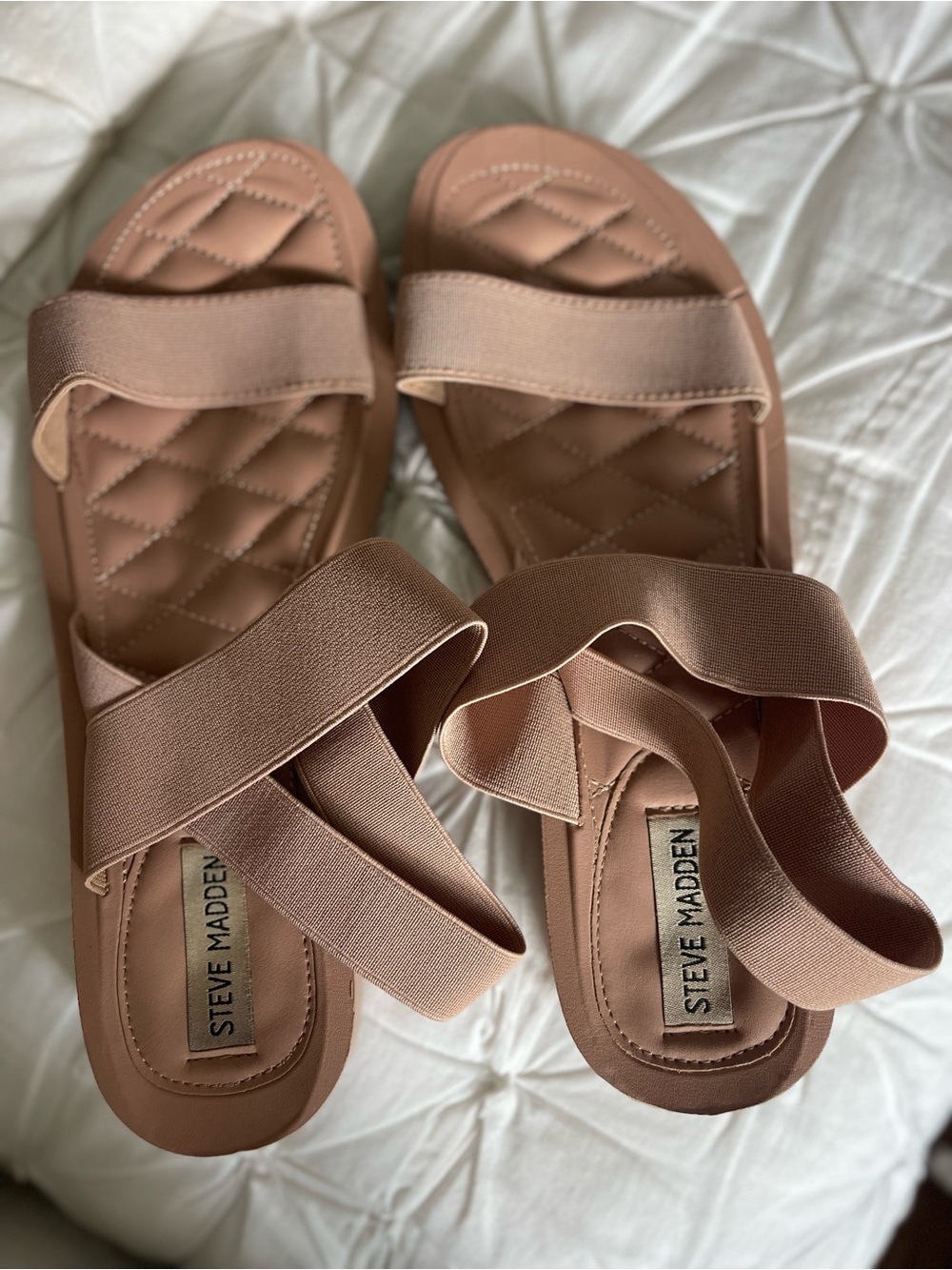 Steve Madden Pink-Tan Elastic Crossover Sandals